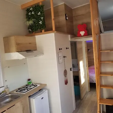 Hotel La Tiny Du Midi à Tourrettes-sur-Loup Extérieur photo